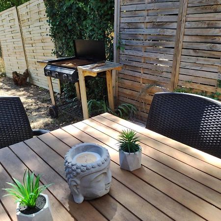 Maisonnette En Residence Avec Piscine Et Tennis Saint-Vallier-de-Thiey Екстериор снимка