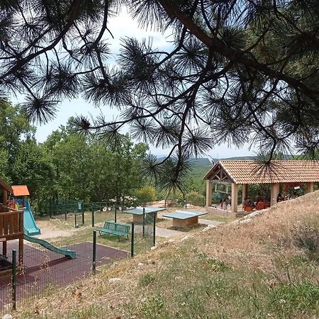 Maisonnette En Residence Avec Piscine Et Tennis Saint-Vallier-de-Thiey Екстериор снимка