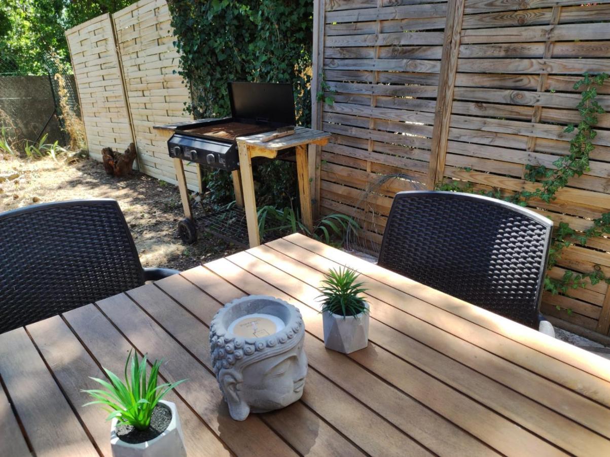 Maisonnette En Residence Avec Piscine Et Tennis Saint-Vallier-de-Thiey Екстериор снимка