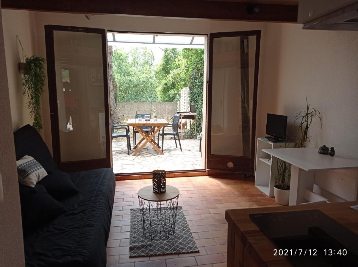 Maisonnette En Residence Avec Piscine Et Tennis Saint-Vallier-de-Thiey Екстериор снимка